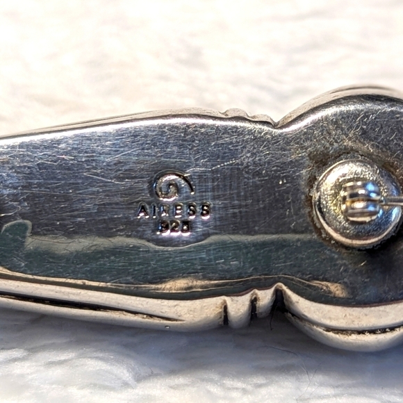 Vintage Pat Airess Sterling Silver Brooche with Amethyst Cabochon - Picture 10 of 12